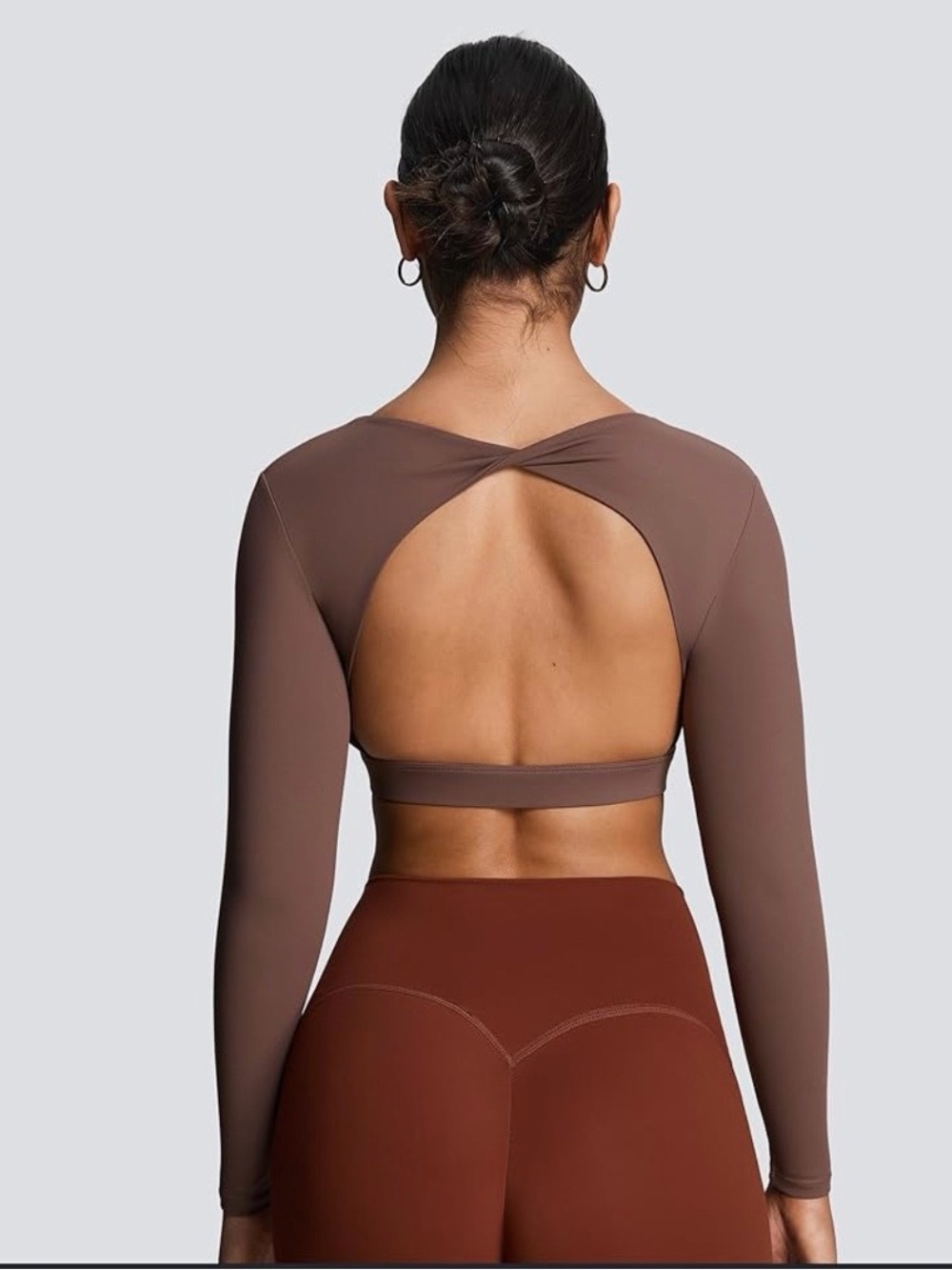 NWOT Long-Sleeve Cutout Crop Fudge Coffee Womens Yoga Athletic Sexy Top - Large